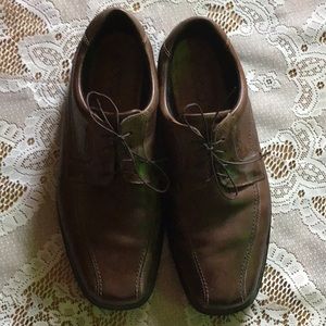 Echo leather men’s shoe antifungal !